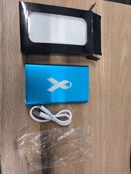 Power banka 4000mAh - 3