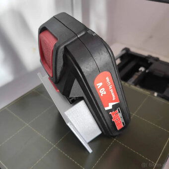 Držák na baterie Hecht - 3