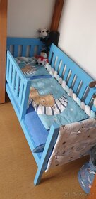 Dětská postel MASIV 160x70 + matrace - 3
