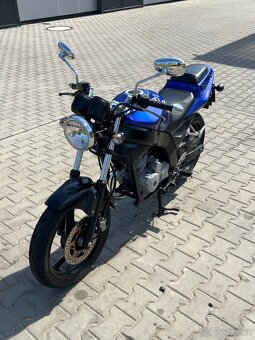 Daelim Roadwin VJ 125 - 3