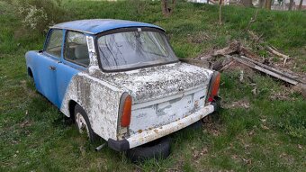 Trabant 601 limuzína 1970 + náhradní díly - 3