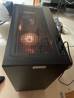 Počítač + monitor - 3