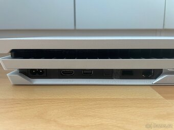 Playstation 4 Pro - 1TB - 3