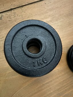 Závaží na činky s osou 30mm - 1kg a 0,5 kg - 3