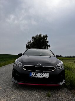 KIA PROCEED GT - 3