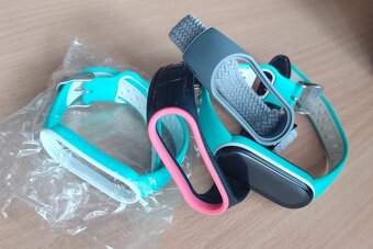 Mi Smart Band 6+ tři řemínky+kabel nabíjení - 3