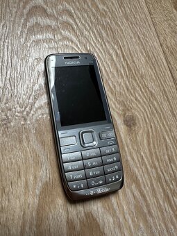 Nokia E52 - 3