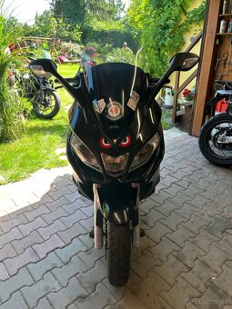 Aprilia SRV 850 - 3