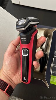 Holící strojek Philips 5000 Series - 3