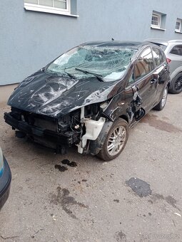 ford fiesta 1.4 - 3