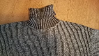 Bavlněný rolák zn. Triangles, vel. XXL - 3