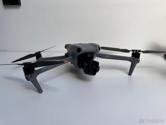 Top stav, v záruce. Dji air 3 combo - 3