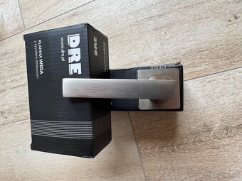 Dveřní kování, nové - 4ks - 3