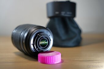 Nikon 18–105 mm f/3.5–5.6G ED VR - 3
