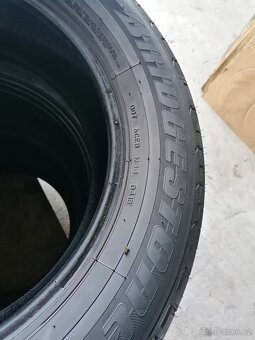Letní pneu = 255/55 R19 = BRIDGESTONE - 3