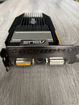 ASUS HD 3650 Silent 512 MB - 3