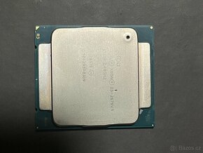 CPU Intel Xeon E5 - 3
