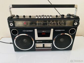 Radiomagnetofon/boombox Sanyo M4500KE, rok 1980 - 3