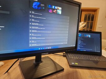 Monitor Samsung S22E450 - 3