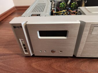 Prodám HTPC case Thermaltake Bach - 3