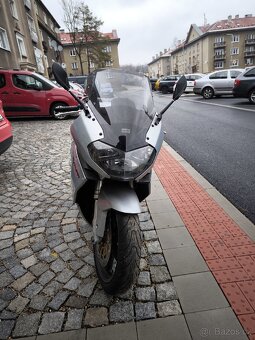 Aprilia Futura 1000 - 3