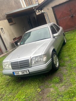 Mercedes-Benz - 3