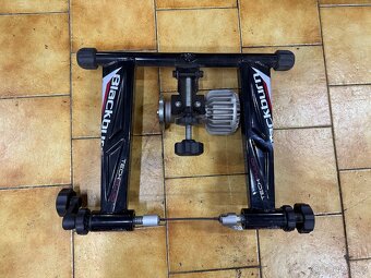 Prodám BLACKBURN Tech Fluid Trainer ( trenažer na kolo) - 3