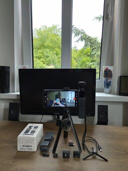 DJI osmo pocket 2 creator + stativ a držák - 3