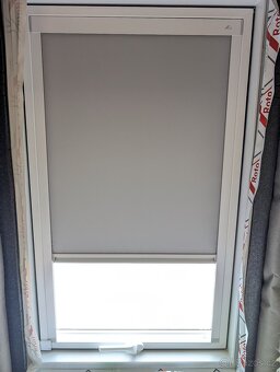 Roleta ROTO ZRV M 074/118 R4R7 WV05 originál, nová, 3ks - 3