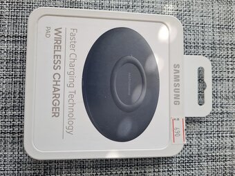 Bezdrátová nabíječka Samsung - 3