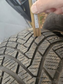 Prodám sadu zimních kol na ford 215 55 16 - 3