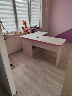 ===Psací stůl rohový=== - 3