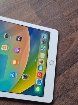Apple iPad 5. generace 32gb - 3