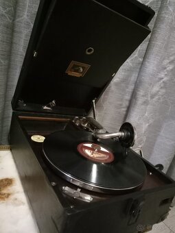 Gramofon "His Masters Voice" - 3