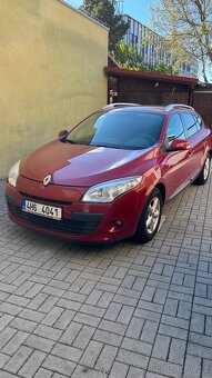 Renault Megane III grand tour - 3