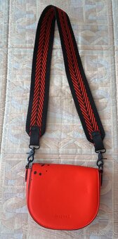 Nová Desigual červená crossbody kabelka Bols Wild - 3