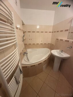 Milovice - Boží dar. Pronájem bytu 2+1, 64m2 s balkónem 4m2 - 3