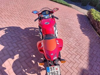 MV Agusta F4 750 - 3