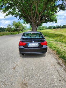 BMW E90 330i LCI - 3