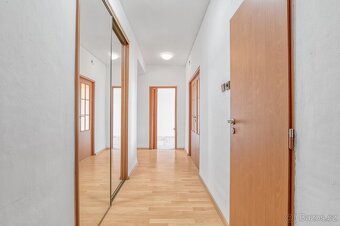 Prostorný byt 3+1 s lodžií v klidné části Příbora - 3