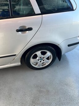 Škoda Fabia 1.9 sdi 47kw 250k najeto - 3