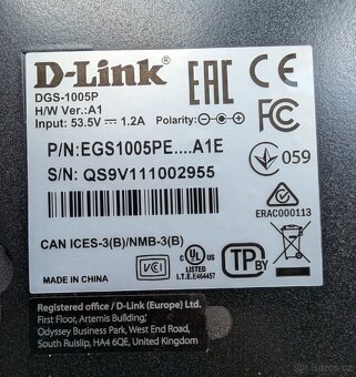 Switch D-Link DGS-1005P PoE+ 48V 60W - 3