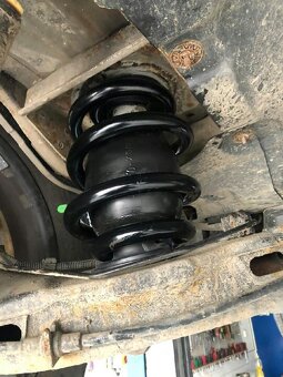 Vzduchové Mechy do SUV, Dodávky , Osobné autá - 3