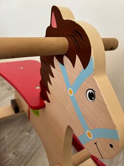 Houpací koník - 3