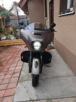 Indian Chieftain Dark Horse - 3