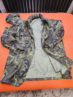 vojenká blůza , kabát , čepice - 3
