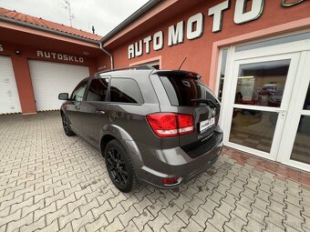 Fiat Freemont 2.0 Multijet Black Code 125kW - 3