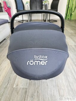 Britax Römer Baby safe 3 i-Size - 3