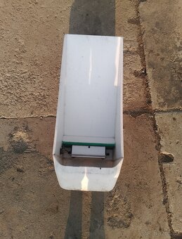 Samokrmítko pro prasata - 3