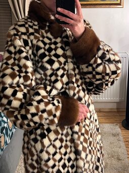 Barevný norkový kožich - 3